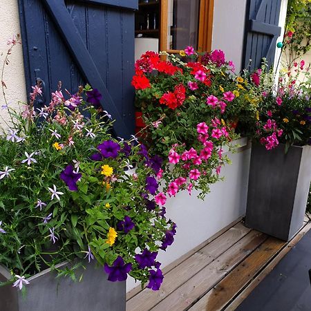 Bed and Breakfast Les Glycines Ury Exterior foto