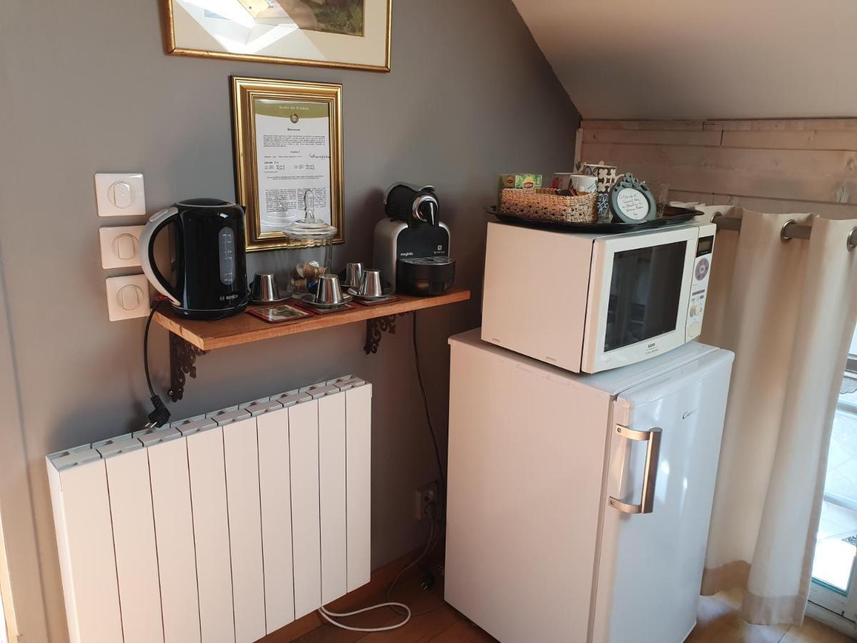 Bed and Breakfast Les Glycines Ury Exterior foto