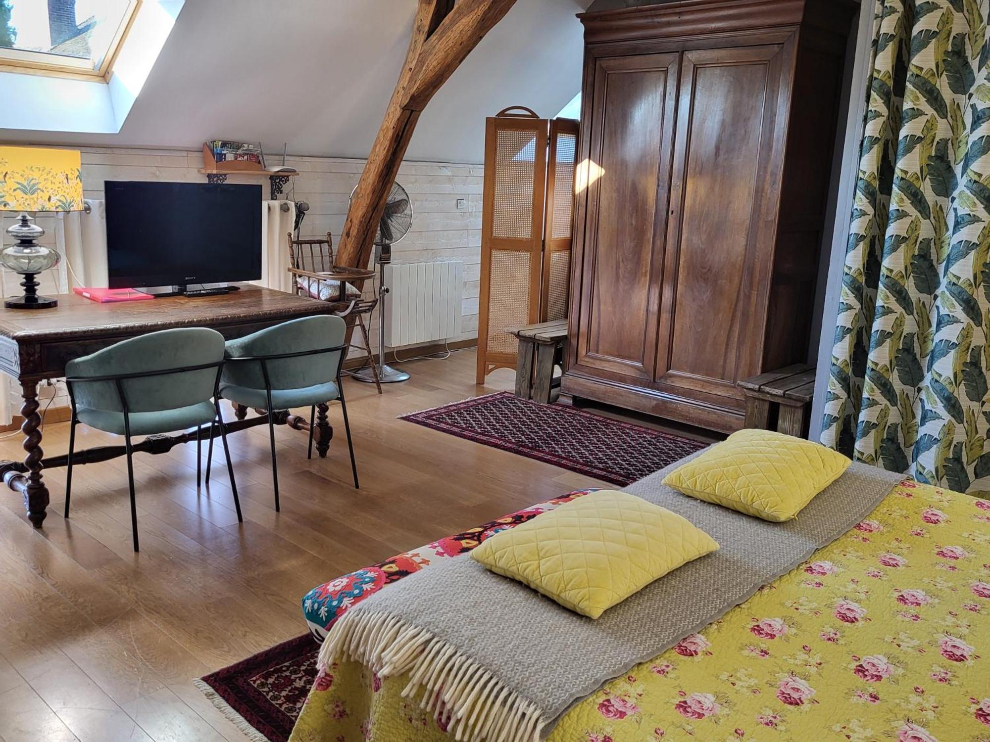 Bed and Breakfast Les Glycines Ury Exterior foto